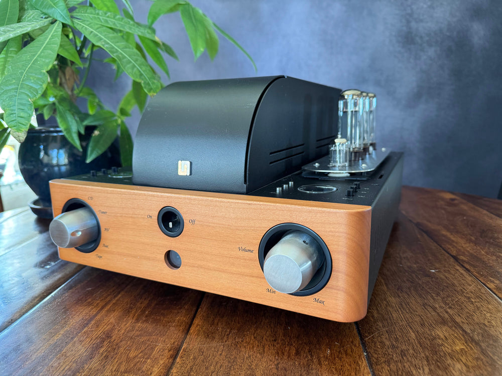Demo Unison Research S6 Tube Integrated